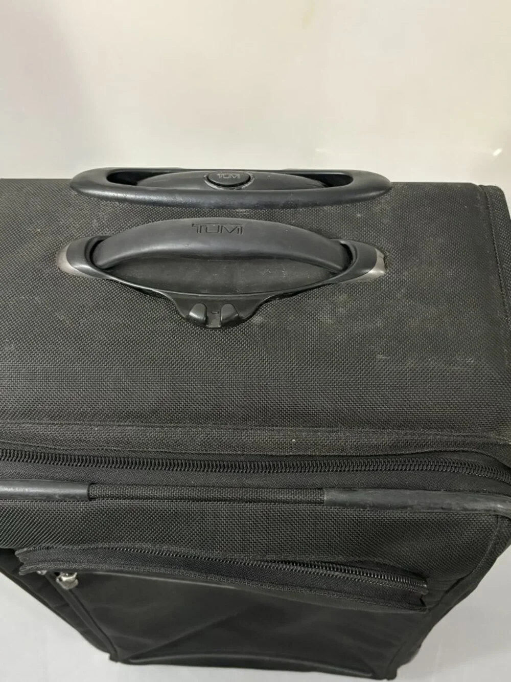 Tumi Alpha 22
